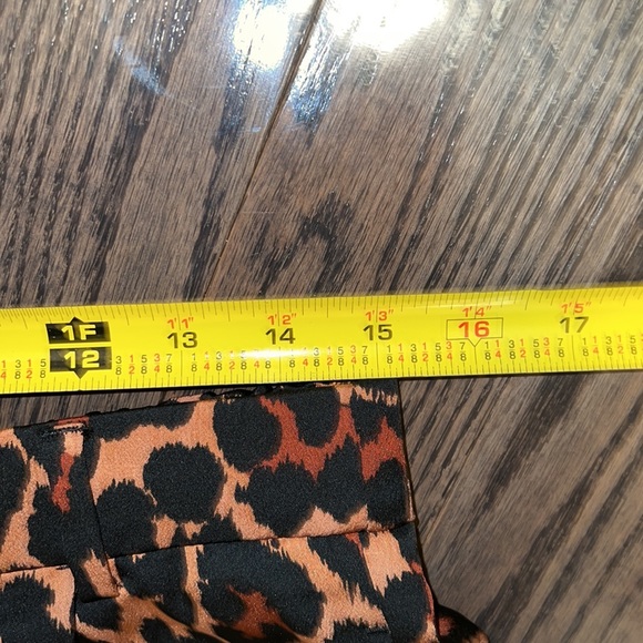 NEW! - J. CREW HIGH RISE LEOPARD SZ 4 TROUSERS - Picture 14 of 16